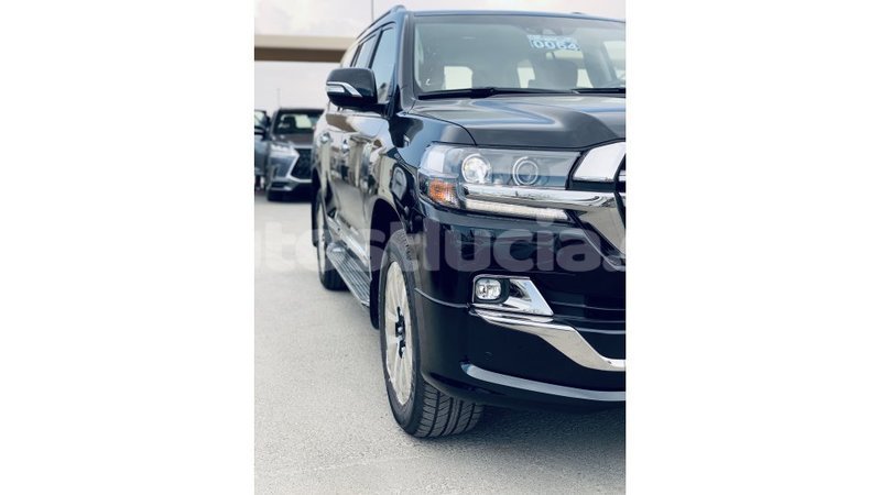 Big with watermark toyota land cruiser anse la raye import dubai 1576