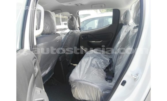 Acheter Import Voiture Mitsubishi L200 Autre à Import - Dubai, Anse-la-Raye Acheter Import Voiture Mitsubishi L200 Autre à Import - Dubai, Anse-la-Raye
