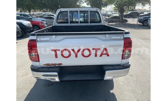 Buy Import Toyota Hilux White Car in Import - Dubai in Anse-la-Raye Buy Import Toyota Hilux White Car in Import - Dubai in Anse-la-Raye
