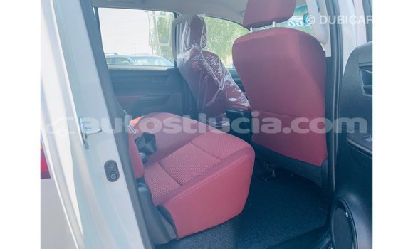 Buy Import Toyota Hilux White Car in Import - Dubai in Anse-la-Raye Buy Import Toyota Hilux White Car in Import - Dubai in Anse-la-Raye