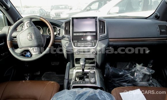 Buy Import Toyota Land Cruiser Black Car in Import - Dubai in Anse-la-Raye Buy Import Toyota Land Cruiser Black Car in Import - Dubai in Anse-la-Raye