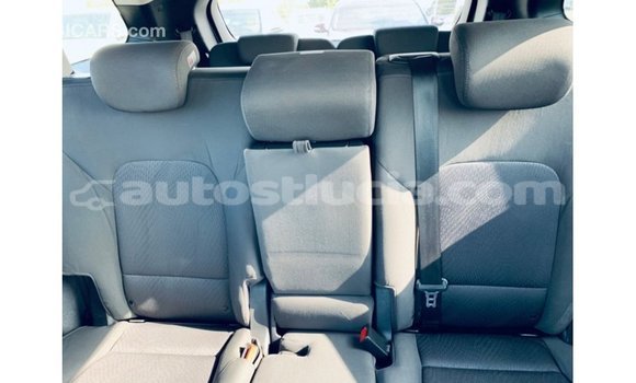 Buy Import Hyundai Santa Fe White Car in Import - Dubai in Anse-la-Raye Buy Import Hyundai Santa Fe White Car in Import - Dubai in Anse-la-Raye