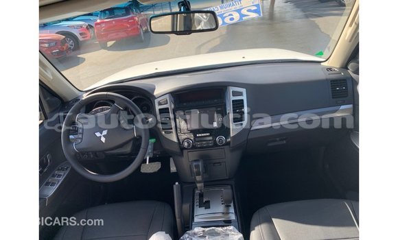 Buy Import Mitsubishi Pajero White Car in Import - Dubai in Anse-la-Raye Buy Import Mitsubishi Pajero White Car in Import - Dubai in Anse-la-Raye