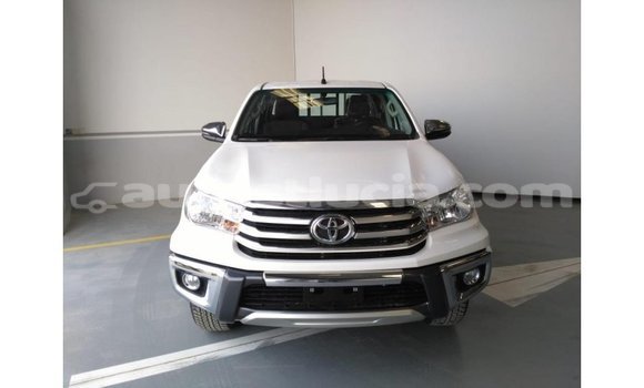 Buy Import Toyota Hilux White Car in Import - Dubai in Anse-la-Raye Buy Import Toyota Hilux White Car in Import - Dubai in Anse-la-Raye