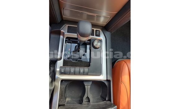 Buy Import Toyota Land Cruiser White Car in Import - Dubai in Anse-la-Raye Buy Import Toyota Land Cruiser White Car in Import - Dubai in Anse-la-Raye