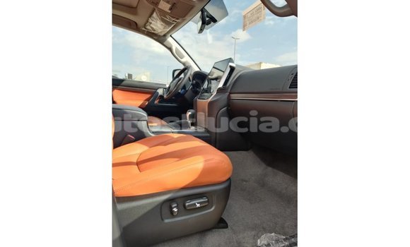 Buy Import Toyota Land Cruiser White Car in Import - Dubai in Anse-la-Raye Buy Import Toyota Land Cruiser White Car in Import - Dubai in Anse-la-Raye