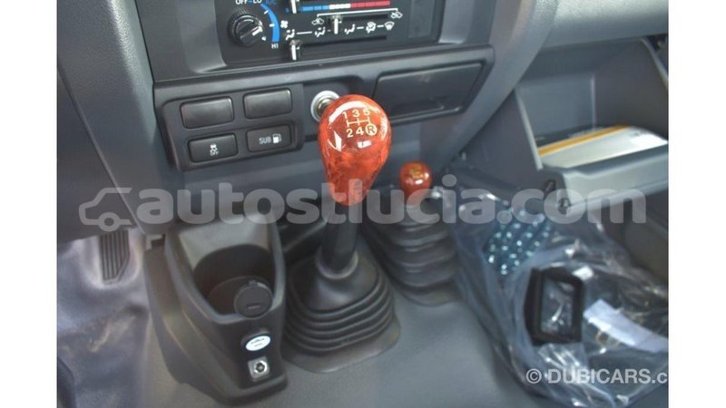 Big with watermark toyota land cruiser anse la raye import dubai 1610