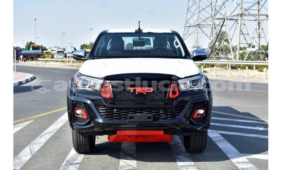 Buy Import Toyota Hilux Black Car in Import - Dubai in Anse-la-Raye Buy Import Toyota Hilux Black Car in Import - Dubai in Anse-la-Raye