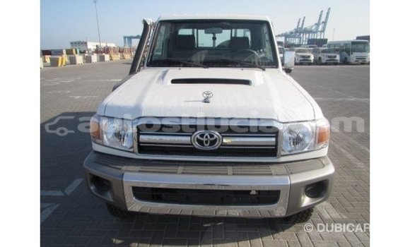 Buy Import Toyota Land Cruiser White Car in Import - Dubai in Anse-la-Raye Buy Import Toyota Land Cruiser White Car in Import - Dubai in Anse-la-Raye