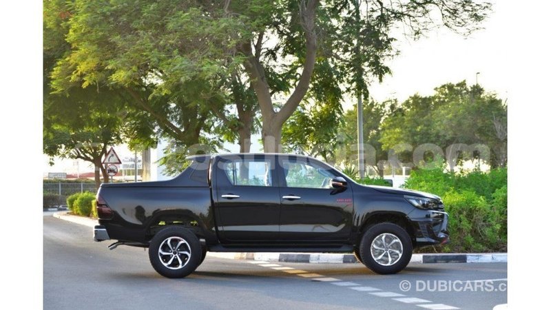 Big with watermark toyota hilux anse la raye import dubai 1613