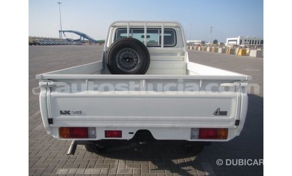 Buy Import Toyota Land Cruiser White Car in Import - Dubai in Anse-la-Raye Buy Import Toyota Land Cruiser White Car in Import - Dubai in Anse-la-Raye