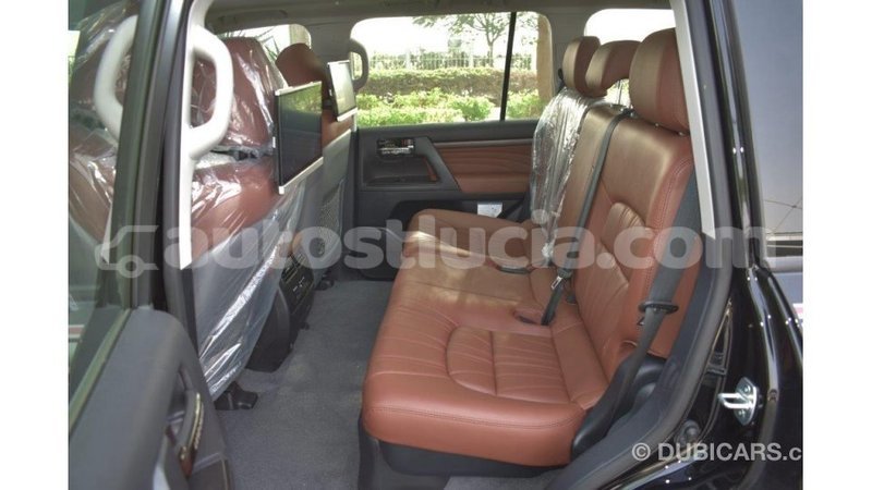 Big with watermark toyota land cruiser anse la raye import dubai 1615