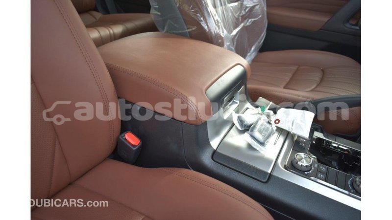 Big with watermark toyota land cruiser anse la raye import dubai 1615