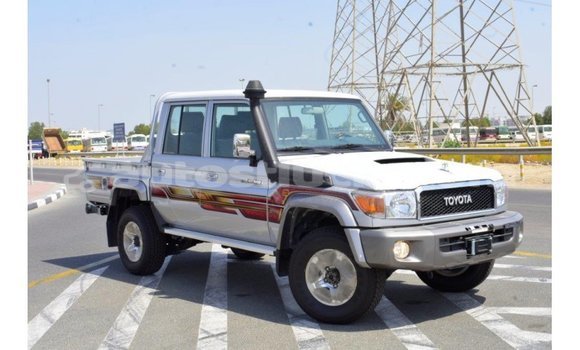 Buy Import Toyota Land Cruiser Other Car in Import - Dubai in Anse-la-Raye Buy Import Toyota Land Cruiser Other Car in Import - Dubai in Anse-la-Raye
