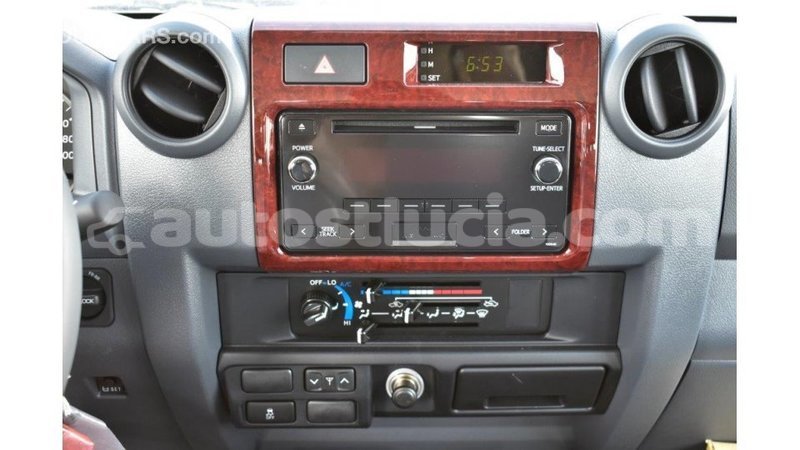 Big with watermark toyota land cruiser anse la raye import dubai 1616