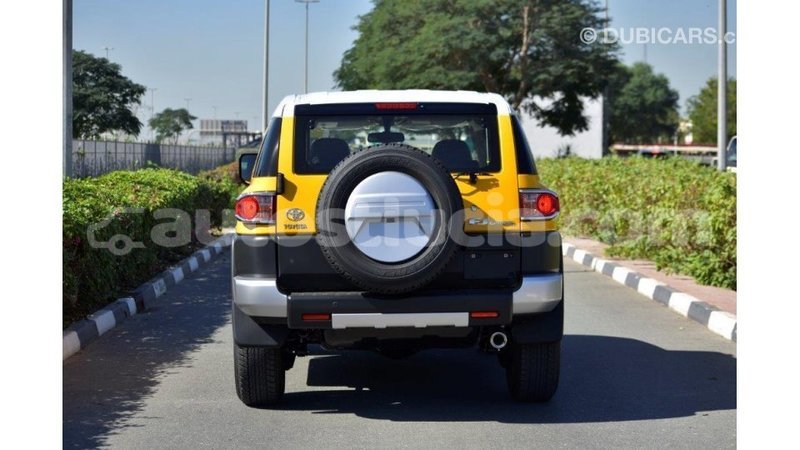Big with watermark toyota fj cruiser anse la raye import dubai 1617
