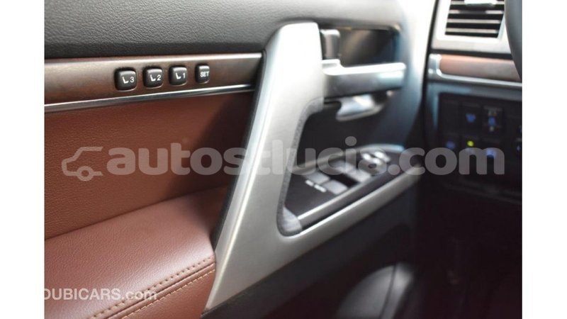 Big with watermark toyota land cruiser anse la raye import dubai 1618