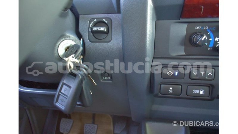 Big with watermark toyota land cruiser anse la raye import dubai 1619