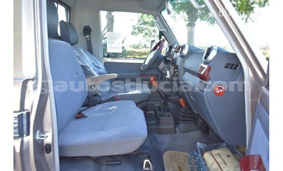 Buy Import Toyota Land Cruiser Other Car in Import - Dubai in Anse-la-Raye Buy Import Toyota Land Cruiser Other Car in Import - Dubai in Anse-la-Raye