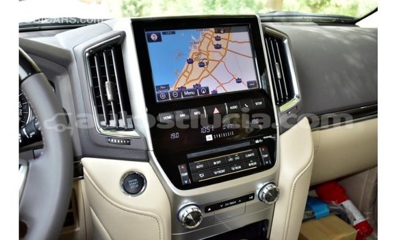 Buy Import Toyota Land Cruiser White Car in Import - Dubai in Anse-la-Raye Buy Import Toyota Land Cruiser White Car in Import - Dubai in Anse-la-Raye