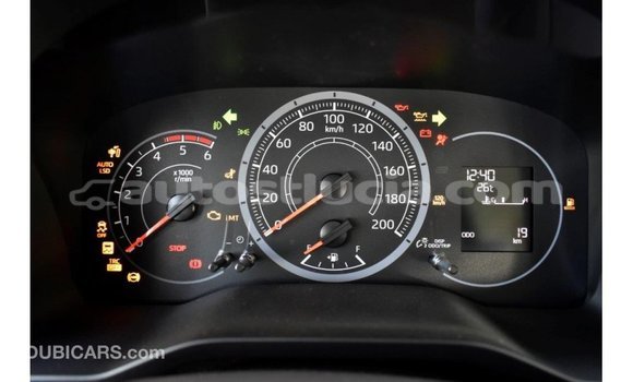 Buy Import Toyota Hiace White Car in Import - Dubai in Anse-la-Raye Buy Import Toyota Hiace White Car in Import - Dubai in Anse-la-Raye