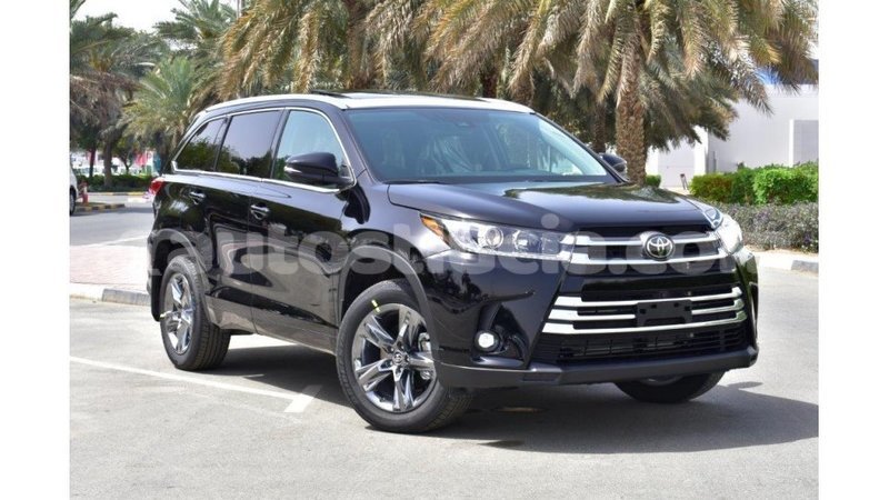 Big with watermark toyota highlander anse la raye import dubai 1625