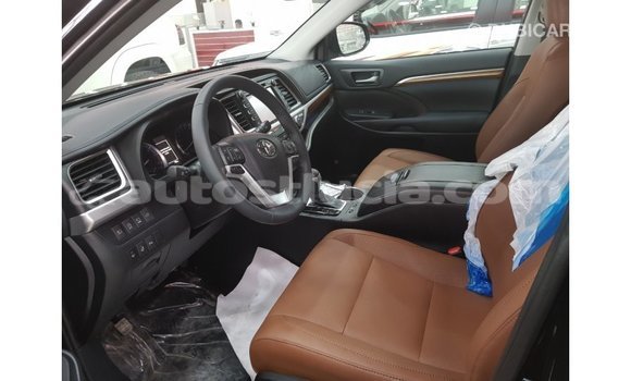 Buy Import Toyota Highlander Black Car in Import - Dubai in Anse-la-Raye Buy Import Toyota Highlander Black Car in Import - Dubai in Anse-la-Raye