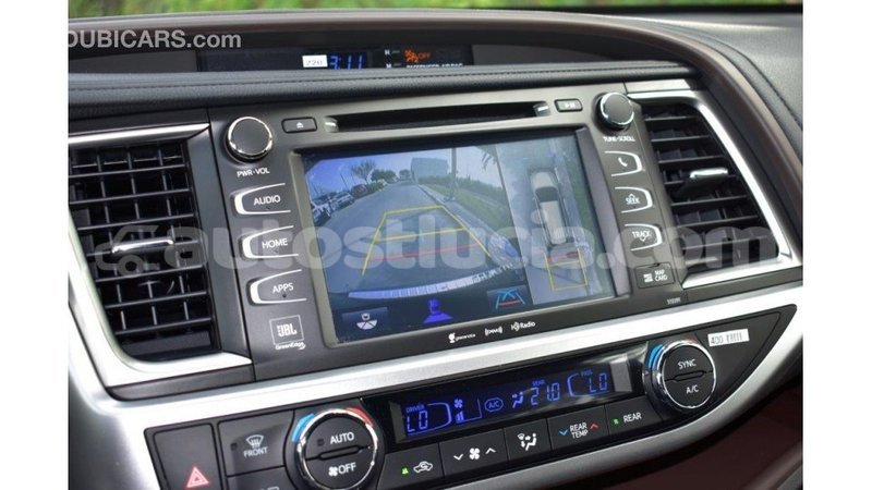 Big with watermark toyota highlander anse la raye import dubai 1625