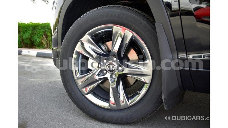 Big with watermark toyota highlander anse la raye import dubai 1625