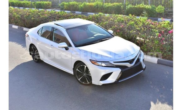 Buy Import Toyota Camry White Car in Import - Dubai in Anse-la-Raye Buy Import Toyota Camry White Car in Import - Dubai in Anse-la-Raye
