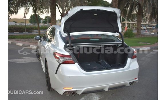 Buy Import Toyota Camry White Car in Import - Dubai in Anse-la-Raye Buy Import Toyota Camry White Car in Import - Dubai in Anse-la-Raye