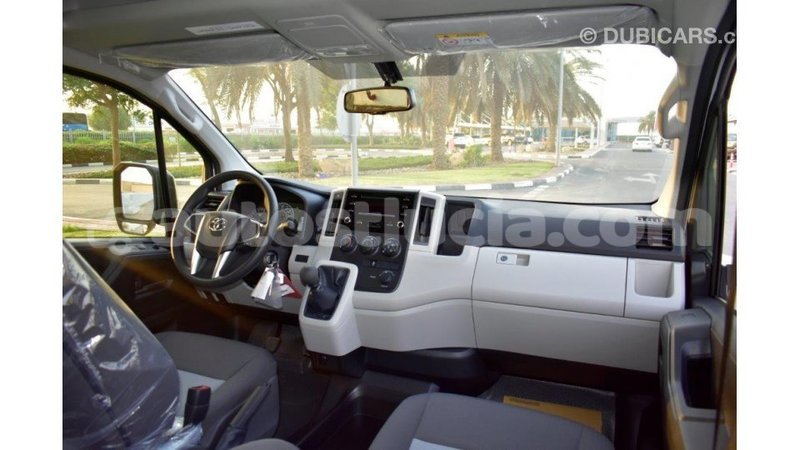 Big with watermark toyota hiace anse la raye import dubai 1628