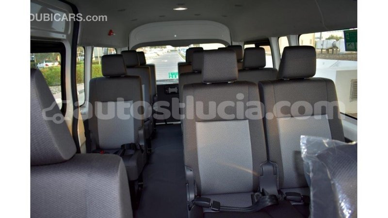 Big with watermark toyota hiace anse la raye import dubai 1628