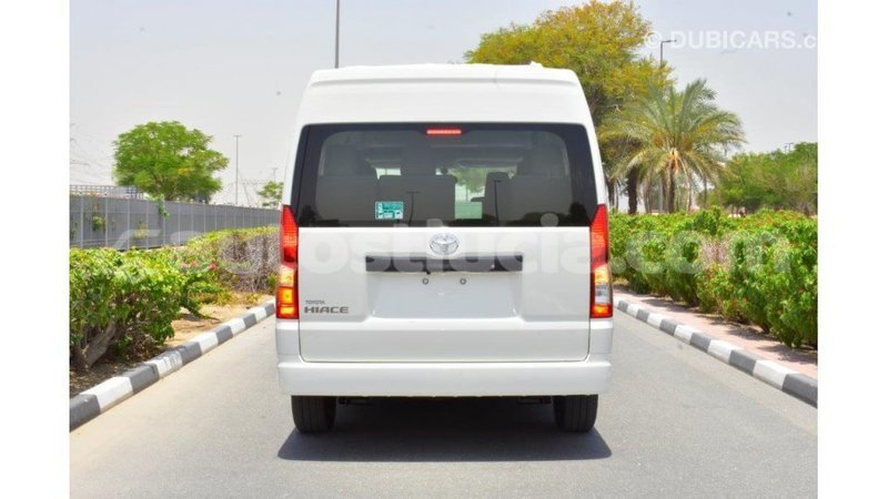 Big with watermark toyota hiace anse la raye import dubai 1628