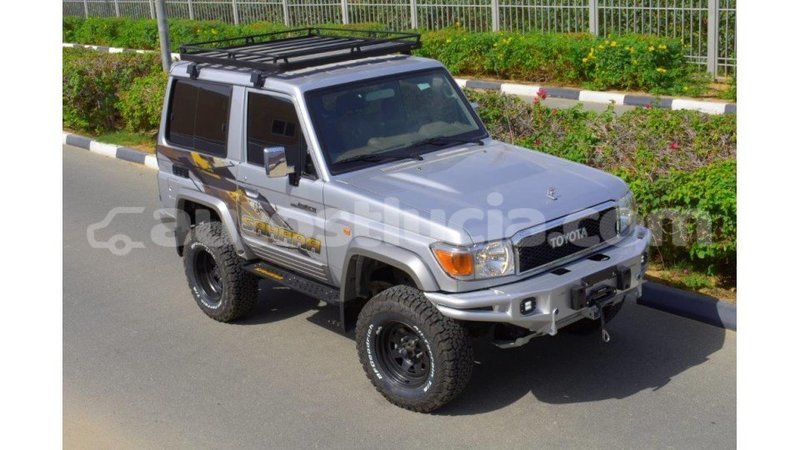 Big with watermark toyota land cruiser anse la raye import dubai 1629