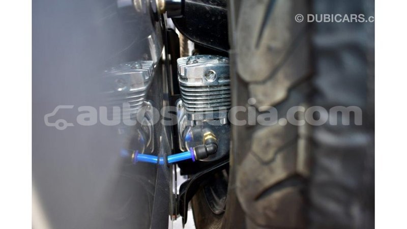 Big with watermark toyota land cruiser anse la raye import dubai 1629