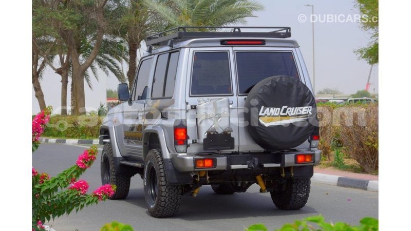 Big with watermark toyota land cruiser anse la raye import dubai 1629