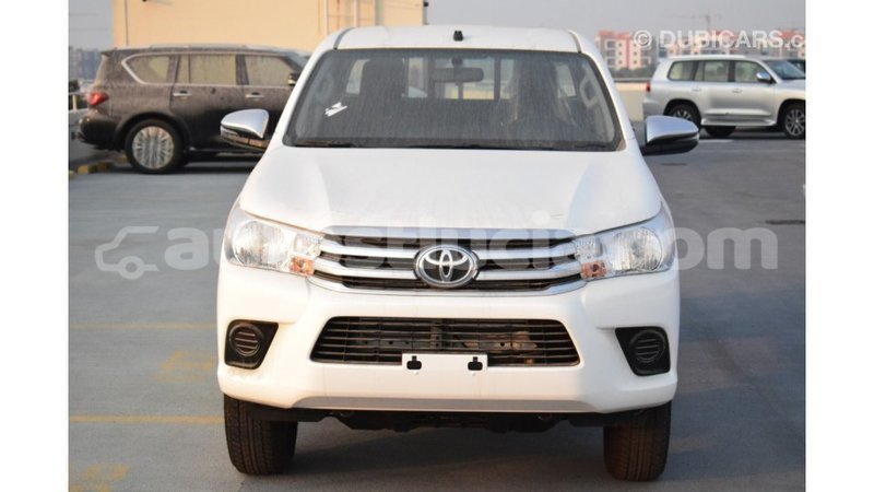 Big with watermark toyota hilux anse la raye import dubai 1632