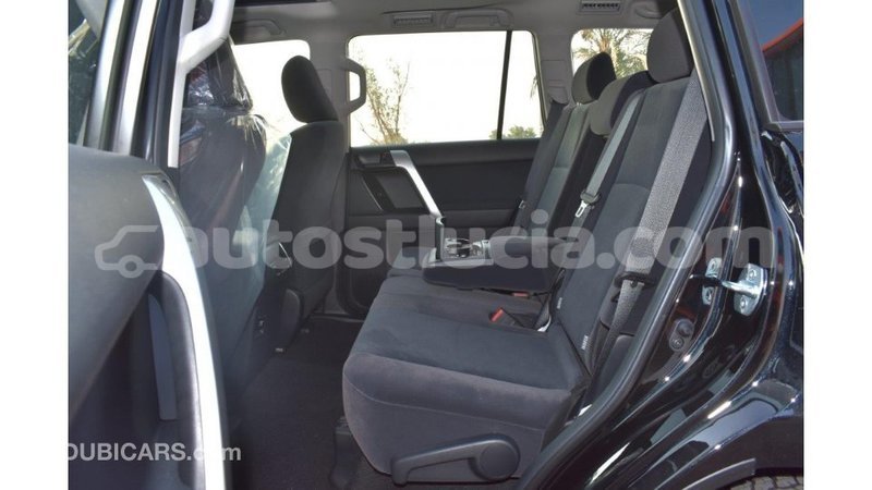 Big with watermark toyota prado anse la raye import dubai 1633