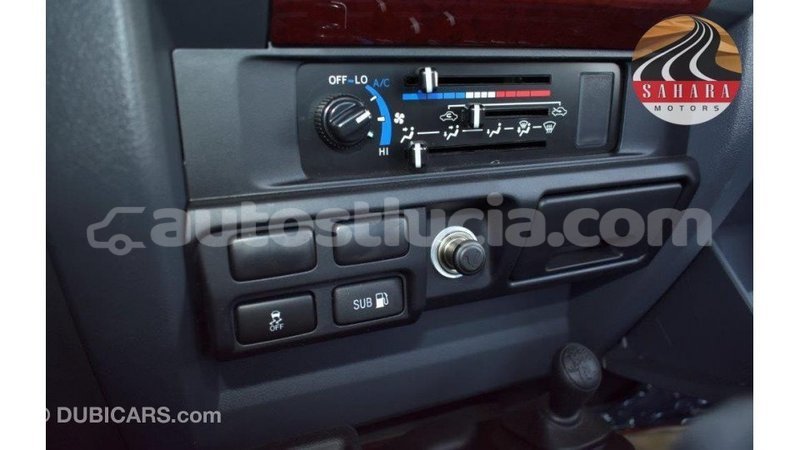 Big with watermark toyota land cruiser anse la raye import dubai 1634