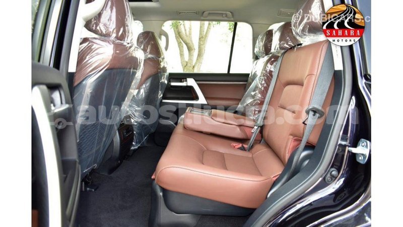 Big with watermark toyota land cruiser anse la raye import dubai 1635