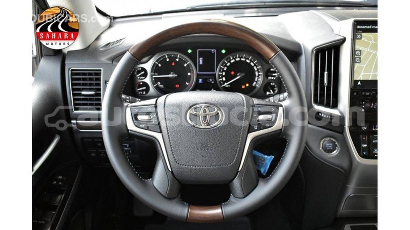Big with watermark toyota land cruiser anse la raye import dubai 1635