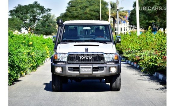 Buy Import Toyota Land Cruiser Other Car in Import - Dubai in Anse-la-Raye Buy Import Toyota Land Cruiser Other Car in Import - Dubai in Anse-la-Raye