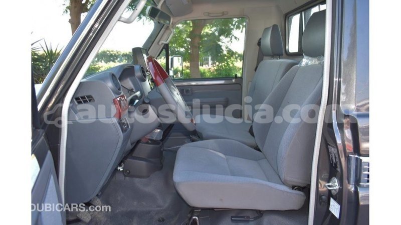 Big with watermark toyota land cruiser anse la raye import dubai 1638