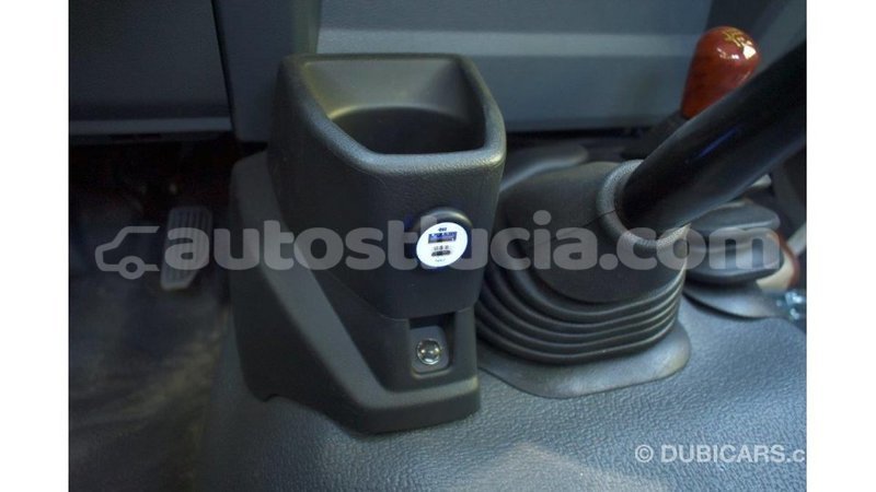 Big with watermark toyota land cruiser anse la raye import dubai 1638