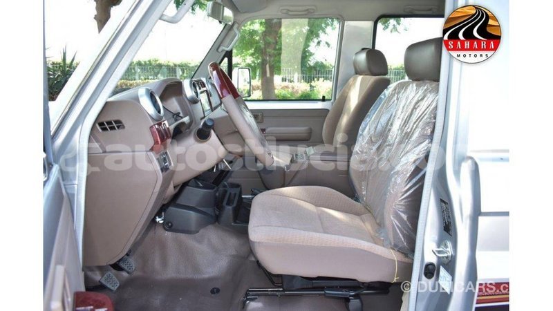 Big with watermark toyota land cruiser anse la raye import dubai 1639