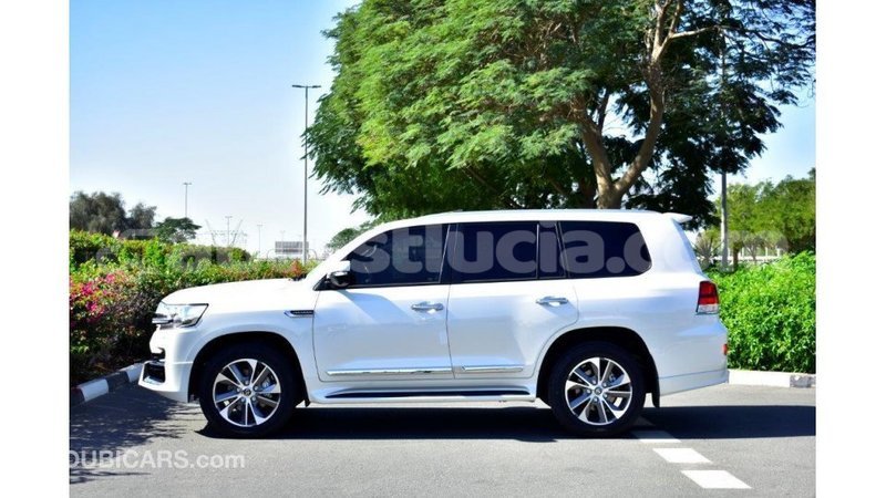 Big with watermark toyota land cruiser anse la raye import dubai 1640