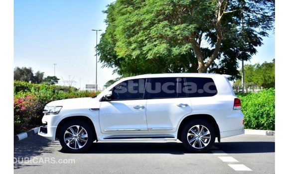 Buy Import Toyota Land Cruiser White Car in Import - Dubai in Anse-la-Raye Buy Import Toyota Land Cruiser White Car in Import - Dubai in Anse-la-Raye