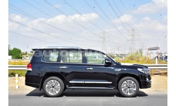 Buy Import Toyota Land Cruiser Black Car in Import - Dubai in Anse-la-Raye Buy Import Toyota Land Cruiser Black Car in Import - Dubai in Anse-la-Raye