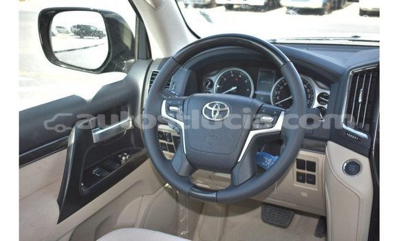 Buy Import Toyota Land Cruiser Black Car in Import - Dubai in Anse-la-Raye Buy Import Toyota Land Cruiser Black Car in Import - Dubai in Anse-la-Raye